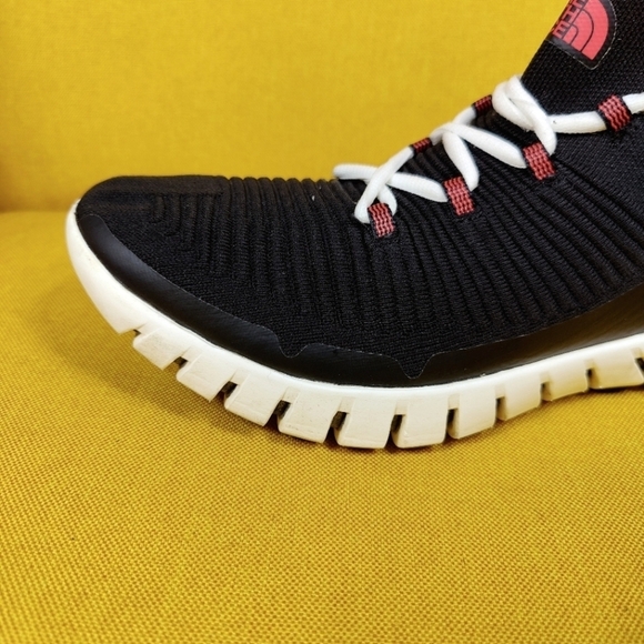 The North Face Oscillate Trail Black Red Running Sneakers Women's Shoes Size 9 - Picture 6 of 10